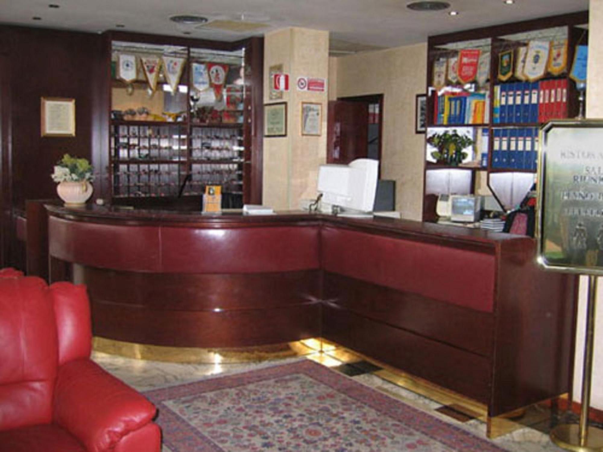 Hotel Excelsior Monticchio  Экстерьер фото